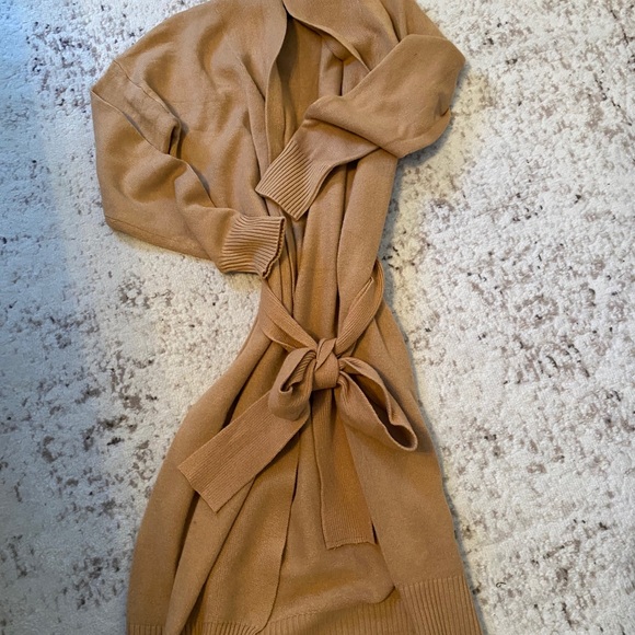 Last🤍Soft Wrap cardi sweater in Caramel - Picture 12 of 14